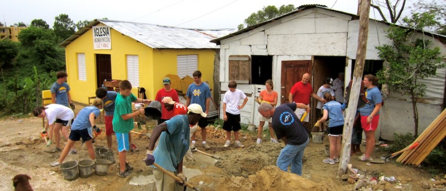 Working, Building, Thanking, Praising at Reina’s House